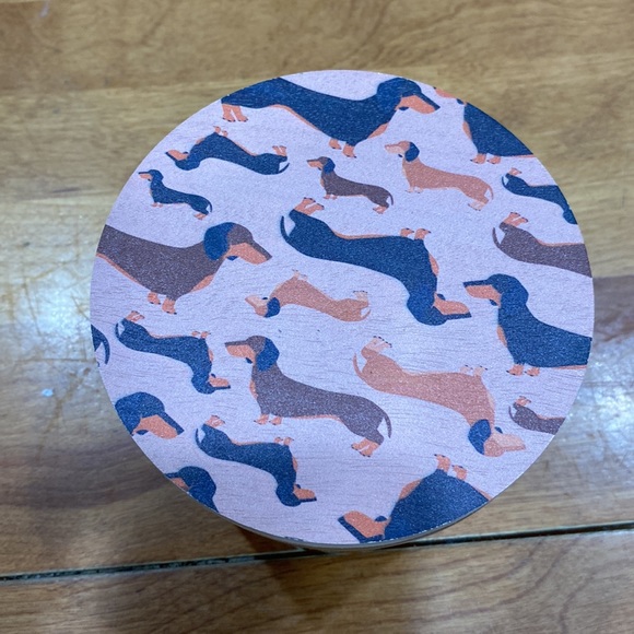 NWOT.  Sand + Paws, 12oz., 2-wick, jar candle. - Picture 3 of 10